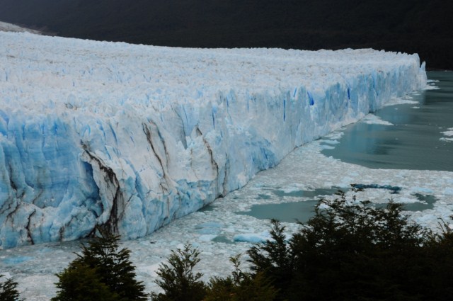 perito moreno 258